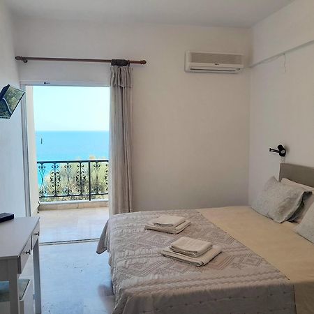Livikon Studios & Rooms Rodhákinon Ngoại thất bức ảnh